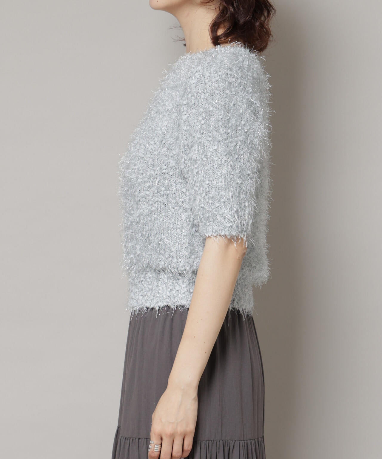 シャギーラメコンパクト半袖ニット 6695222320