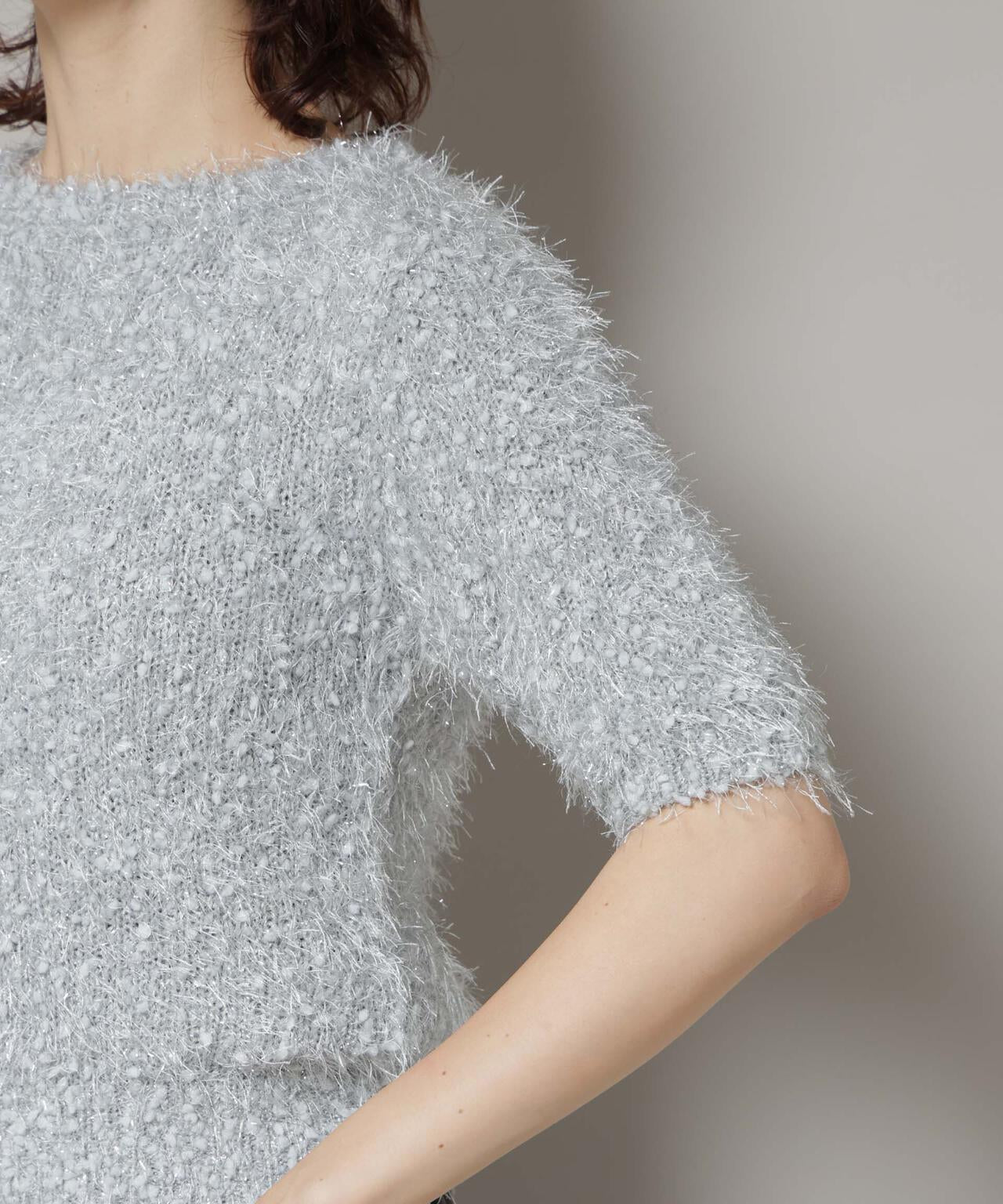 シャギーラメコンパクト半袖ニット 6695222320