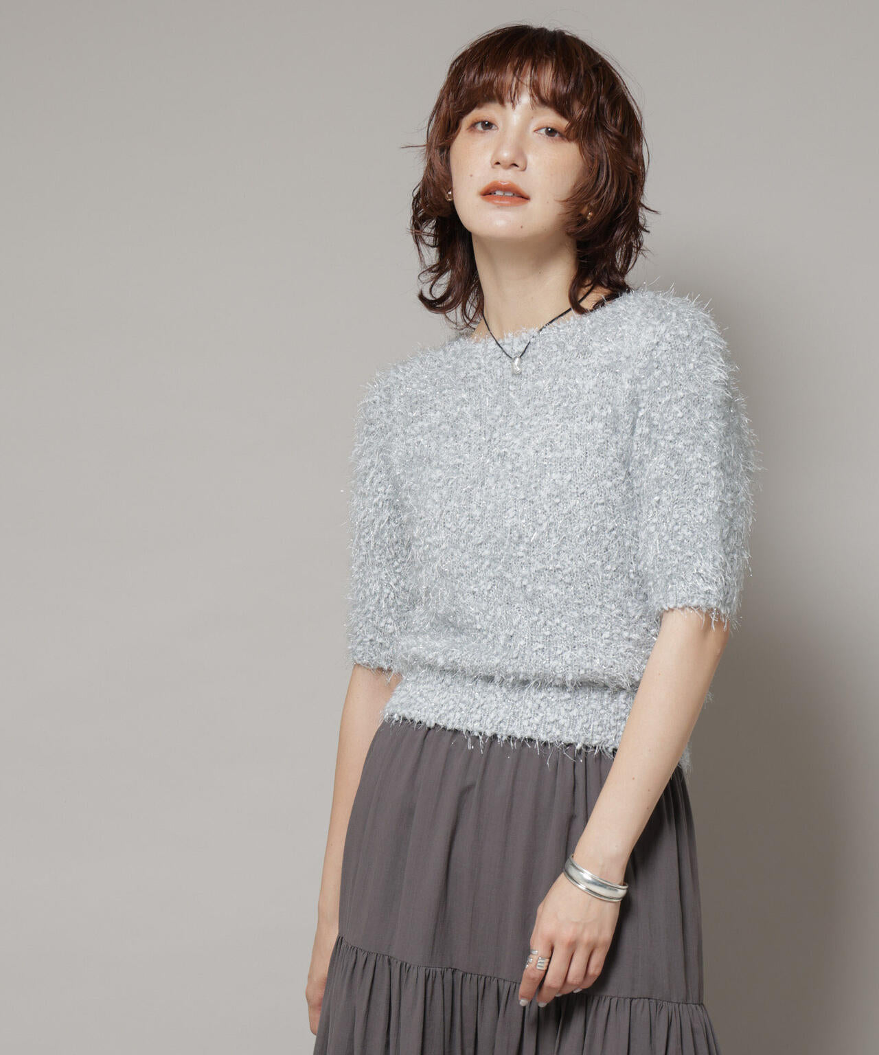 シャギーラメコンパクト半袖ニット 6695222320