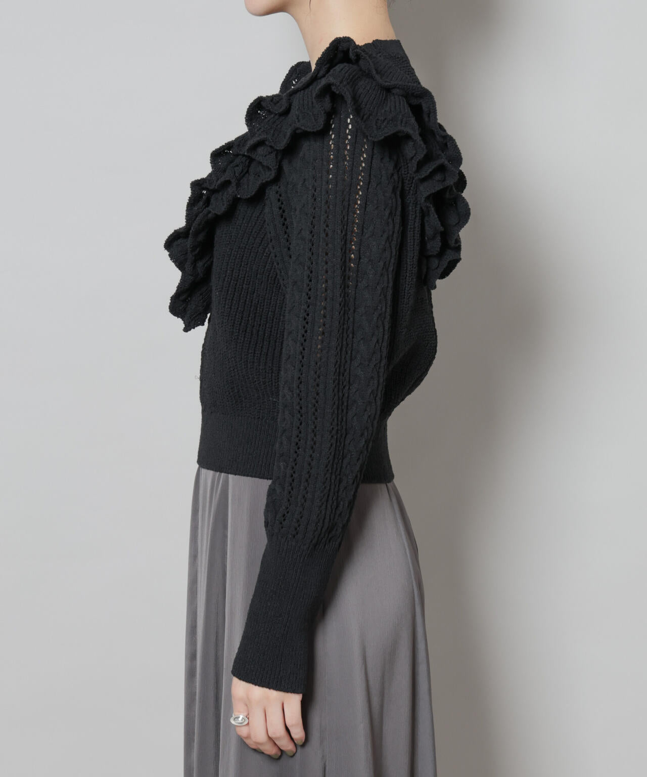 フリルケーブルニットプルオーバー 6695222324
