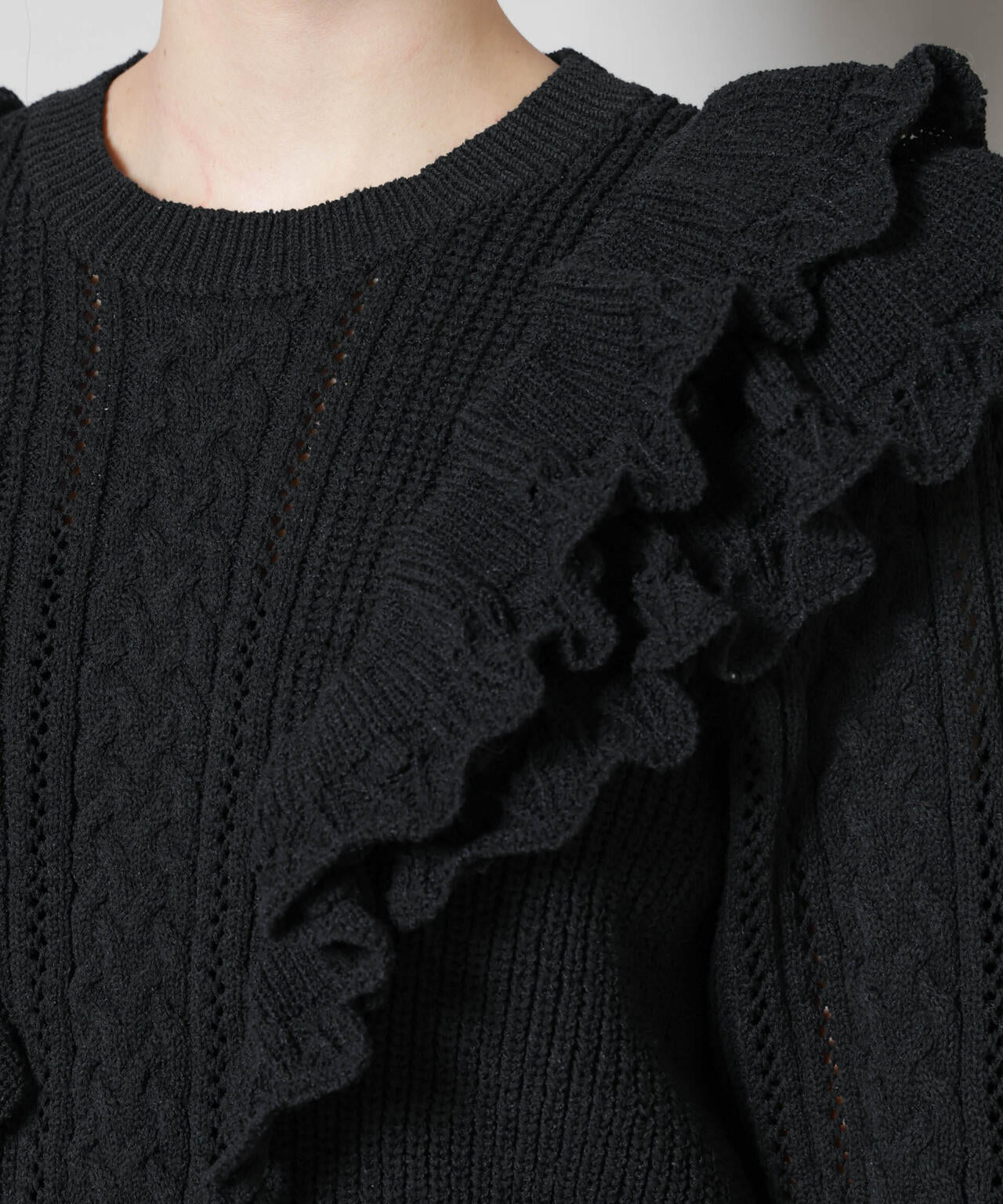 フリルケーブルニットプルオーバー 6695222324