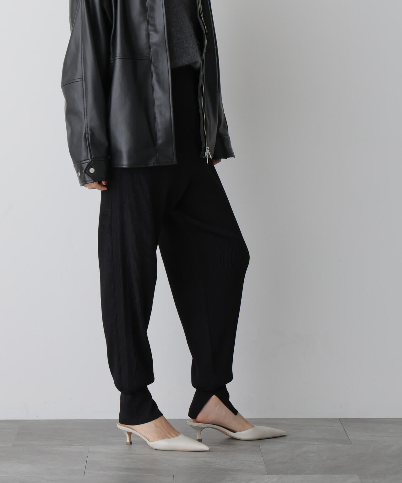 「STEVELOUR」裾リブニットパンツ 6695222332