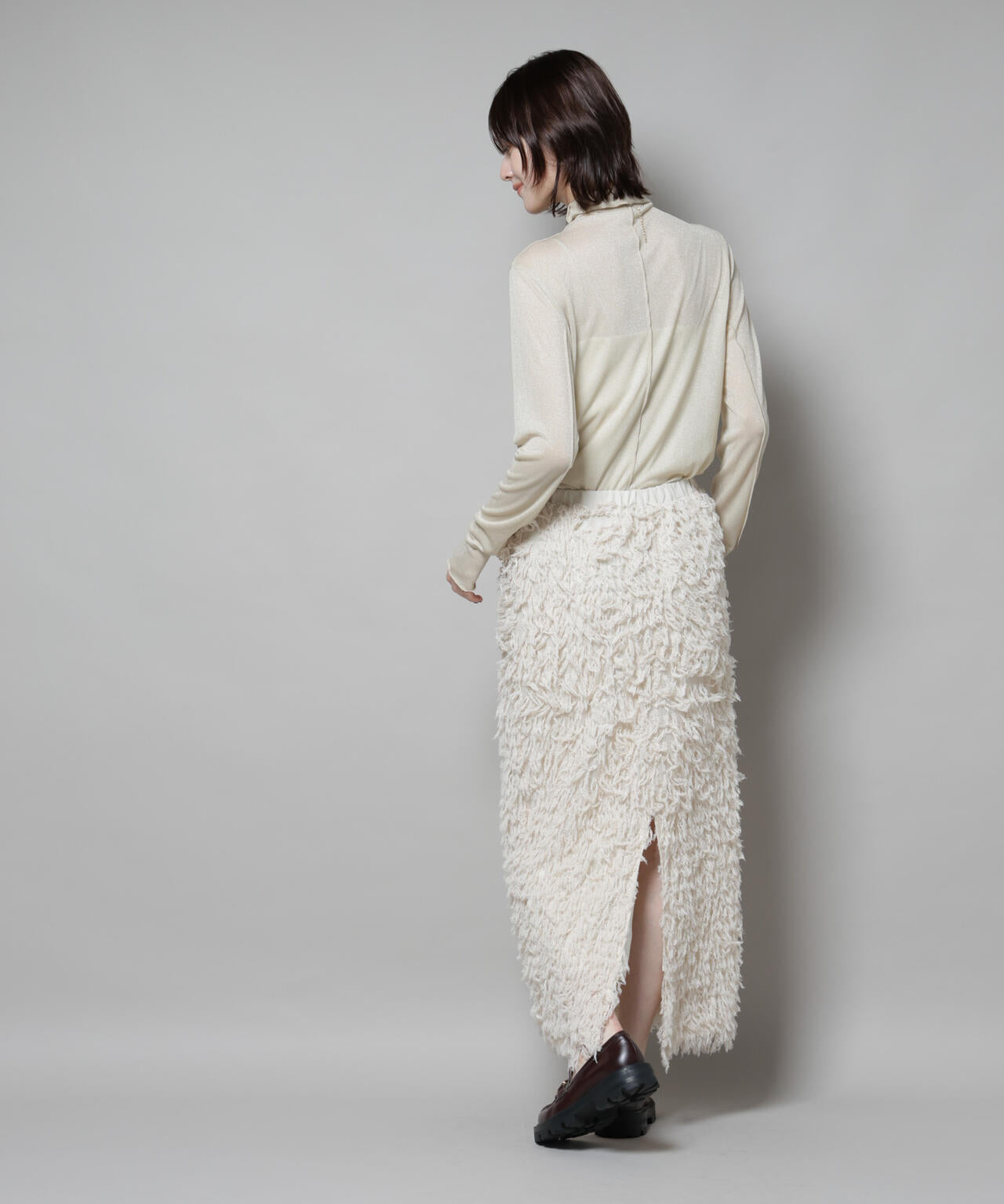 ラメシアータートルカットトップス 6695223305