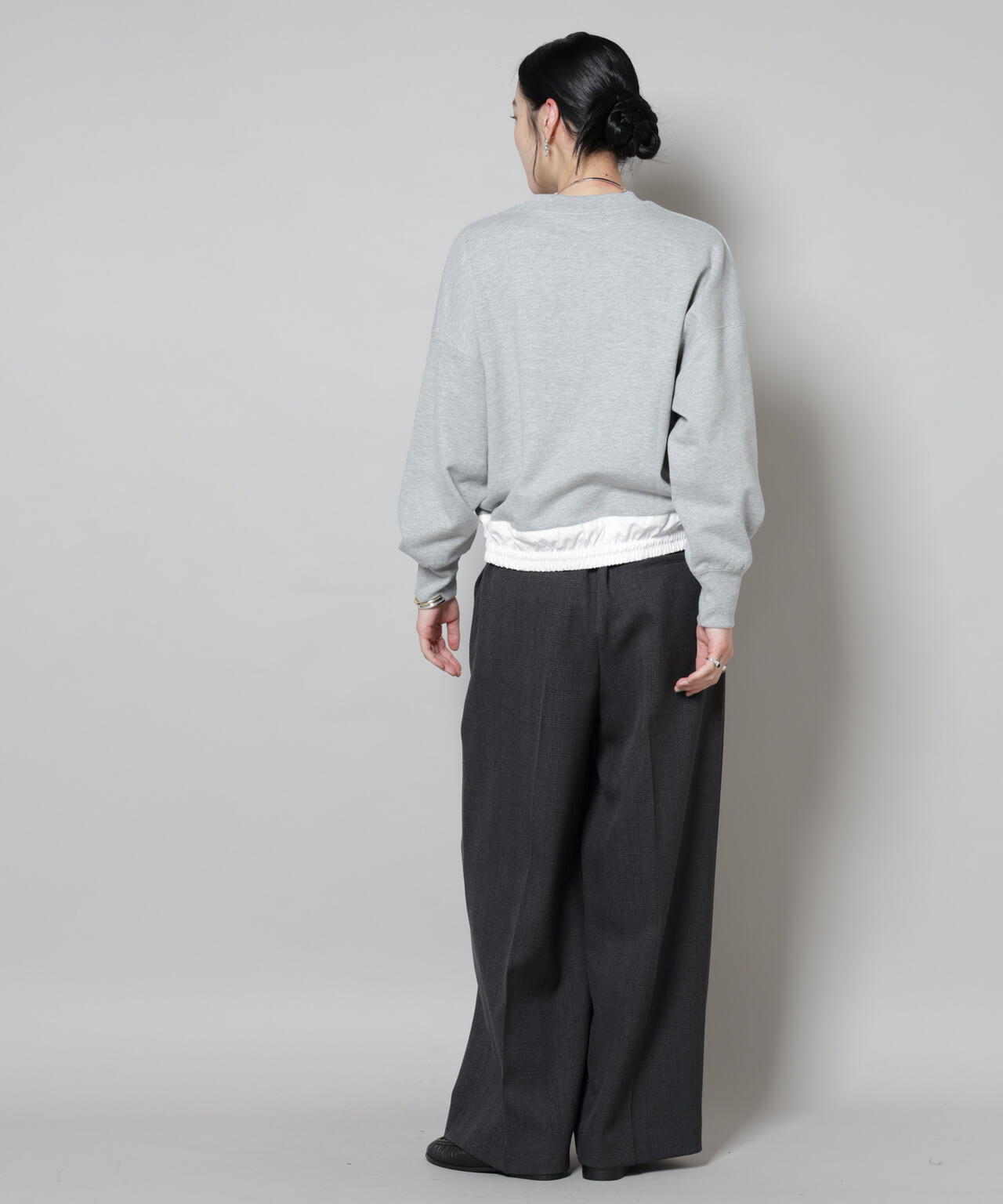 ブロード切替クルーネック裏毛トップス 6695223307