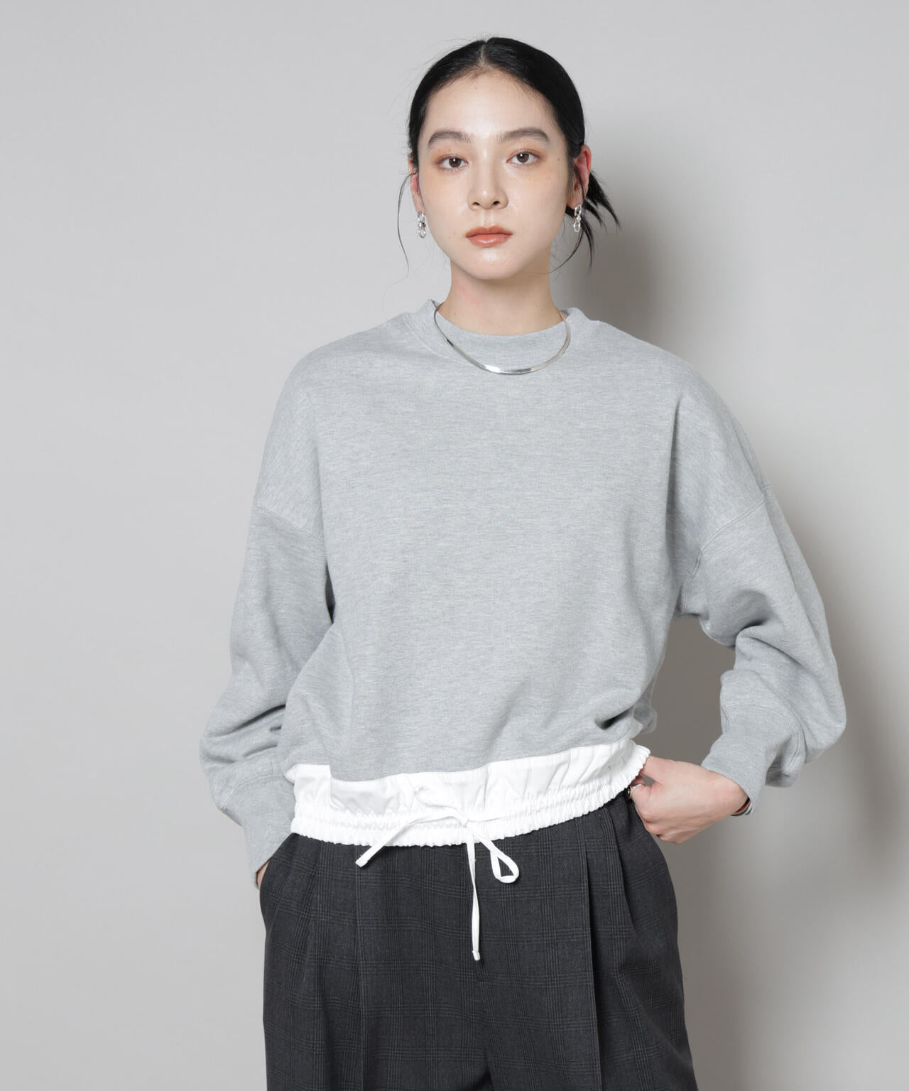 ブロード切替クルーネック裏毛トップス 6695223307