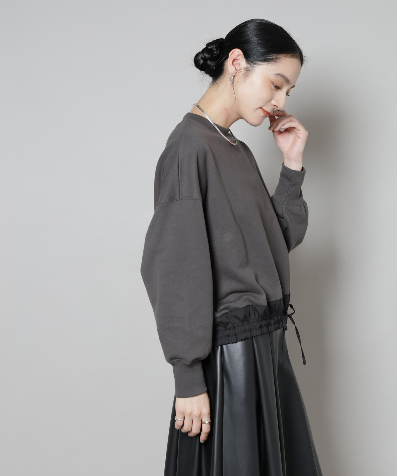 ブロード切替クルーネック裏毛トップス 6695223307