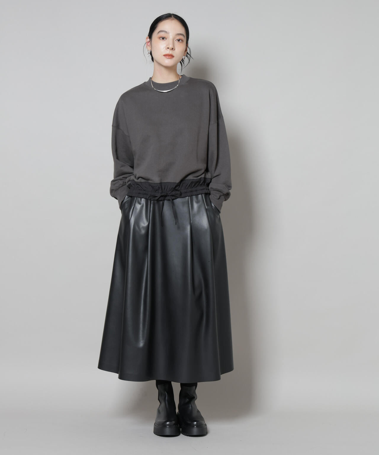 ブロード切替クルーネック裏毛トップス 6695223307