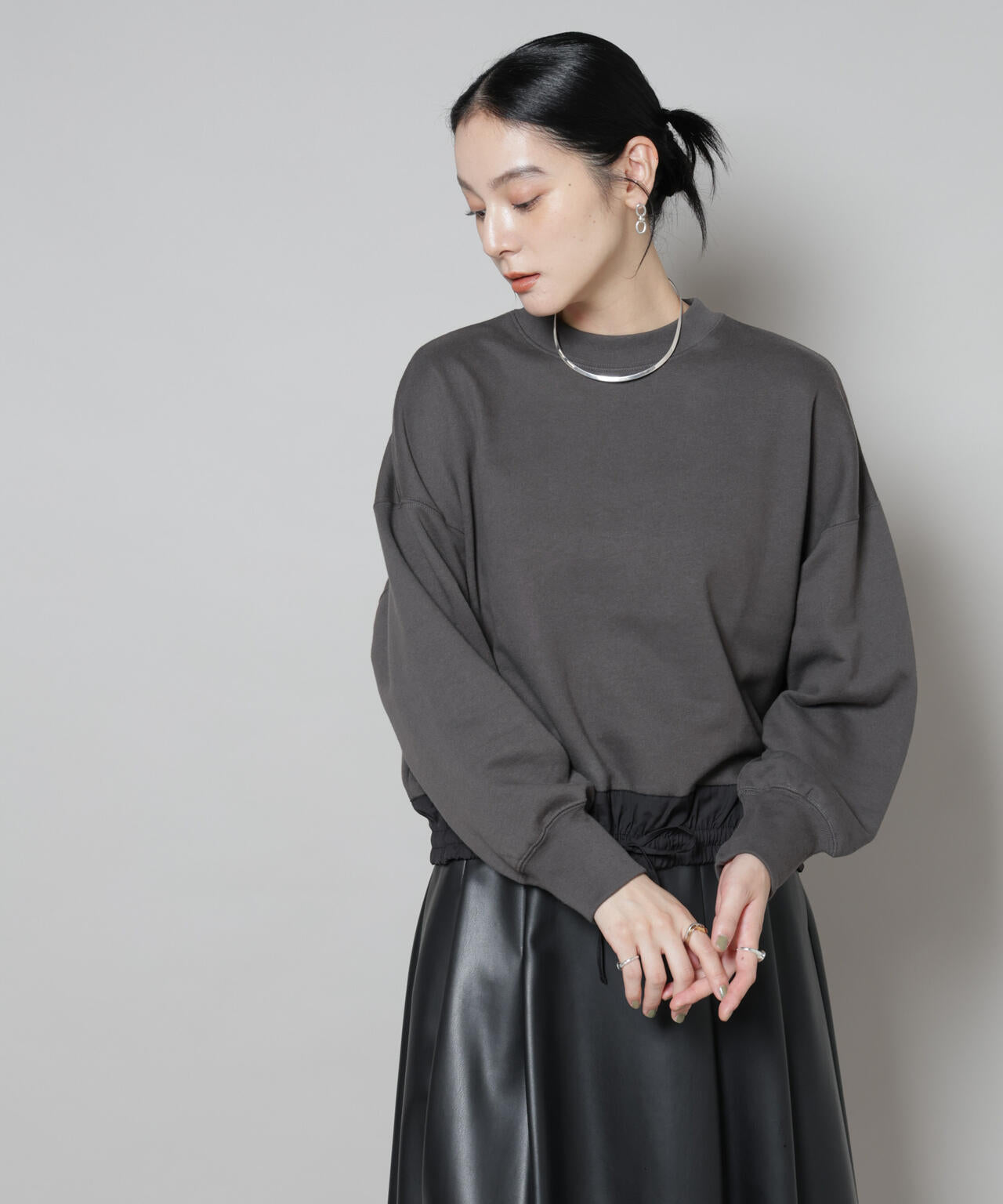 ブロード切替クルーネック裏毛トップス 6695223307