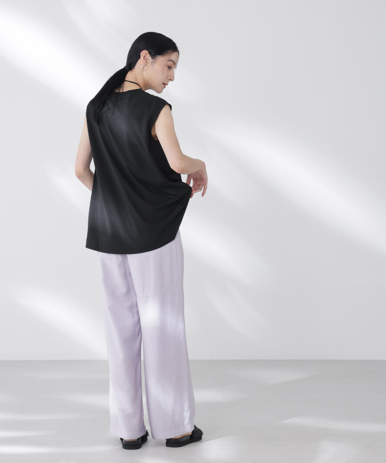 NANOFINE強撚コットンノースリーブトップス 6695224305