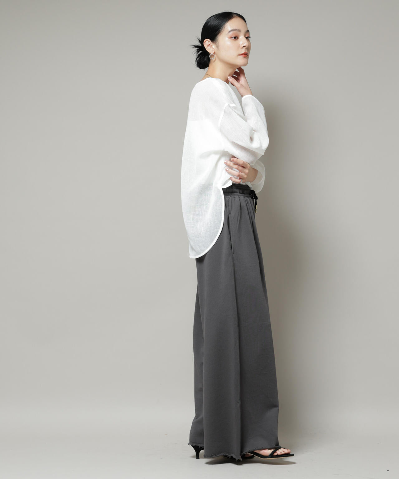 ボリュームワイドスウェットパンツ 6695227312