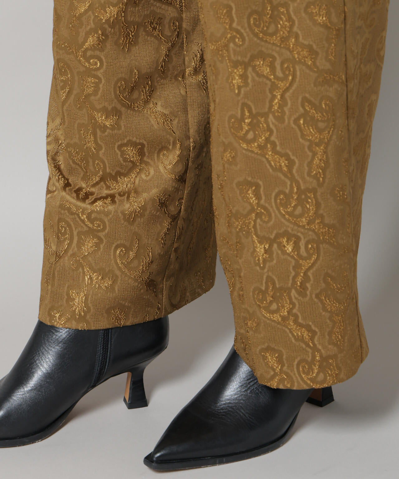 ジャガードタックパンツ 6695227317