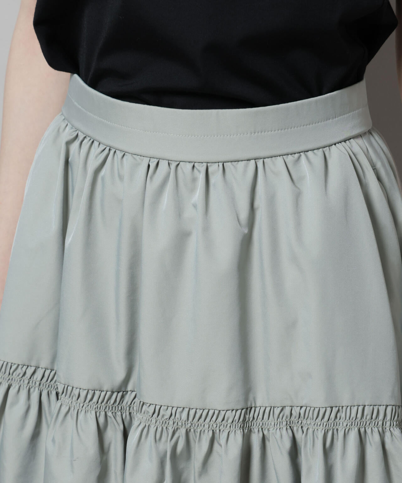 シャンブレータフタティアードギャザースカート 6695230304