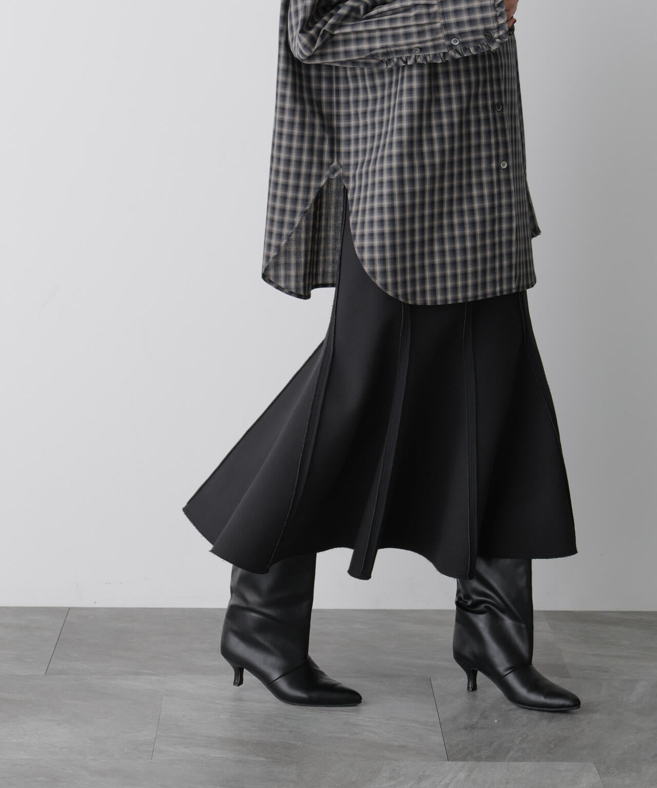 「STEVELOUR」ダンボールシェルスカート 6695230311