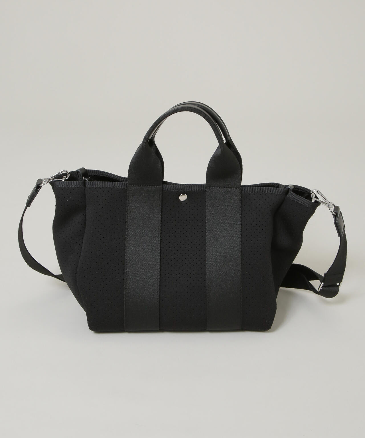 パンチングショルダートートバッグ 6695232301