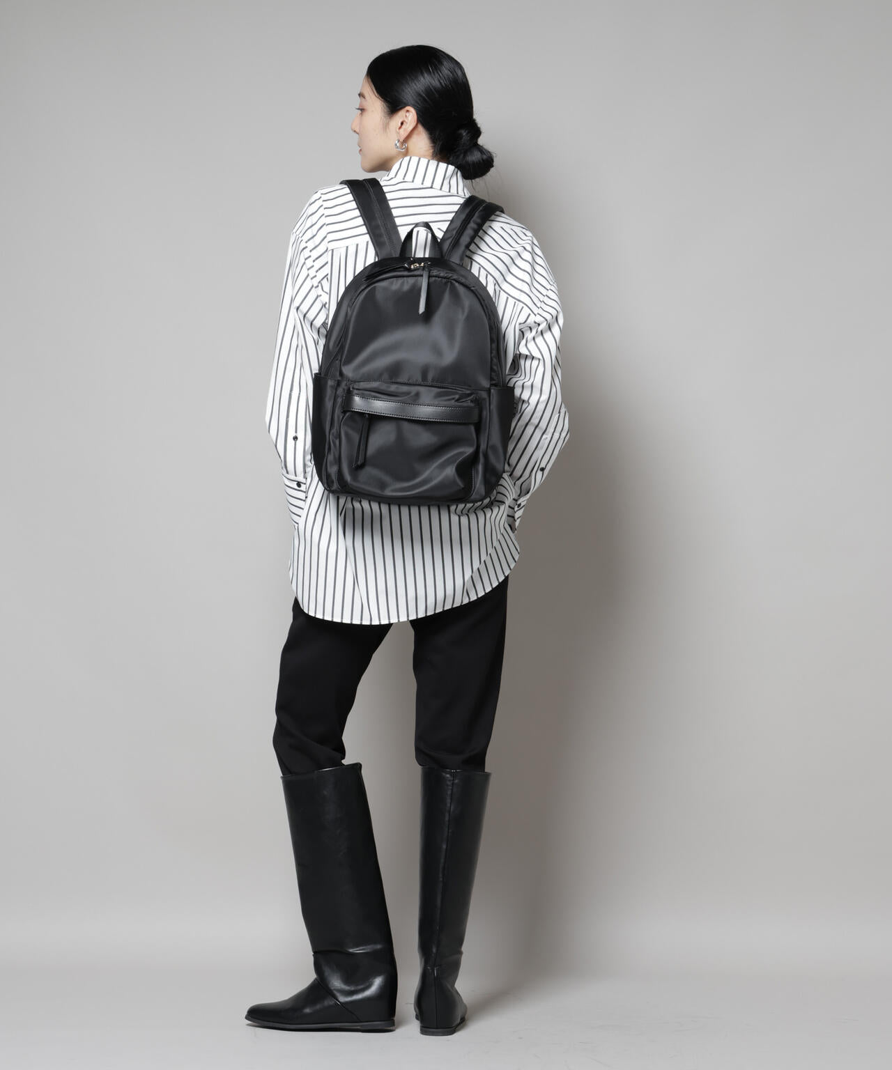 撥水マルチポケットリュック 6695232306