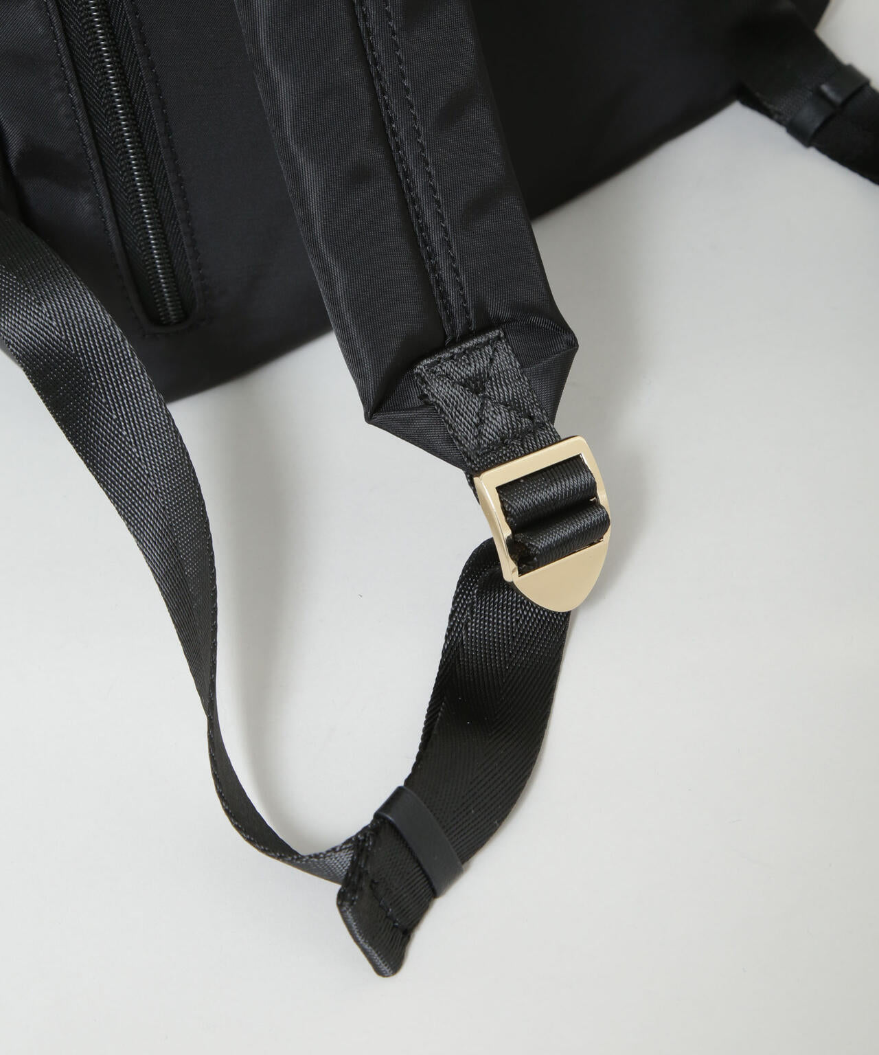 撥水マルチポケットリュック 6695232306