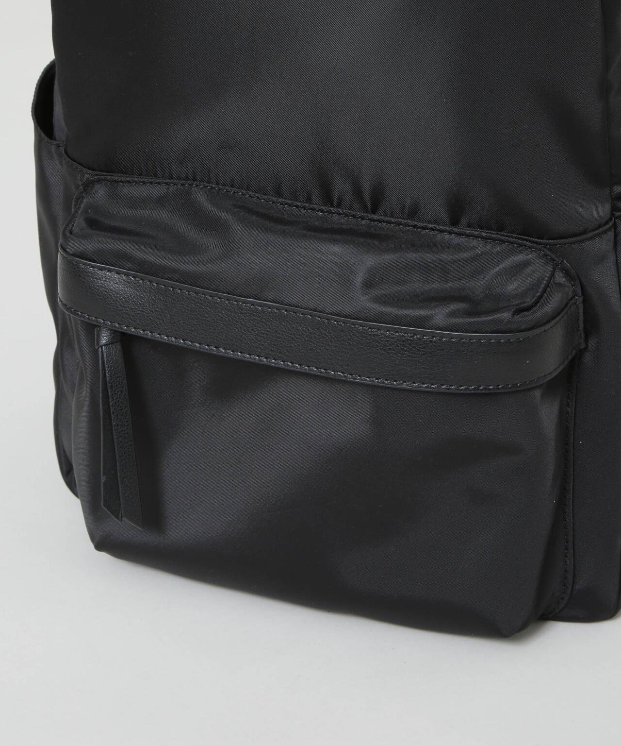 撥水マルチポケットリュック 6695232306