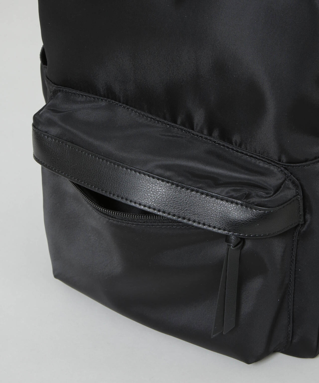 撥水マルチポケットリュック 6695232306