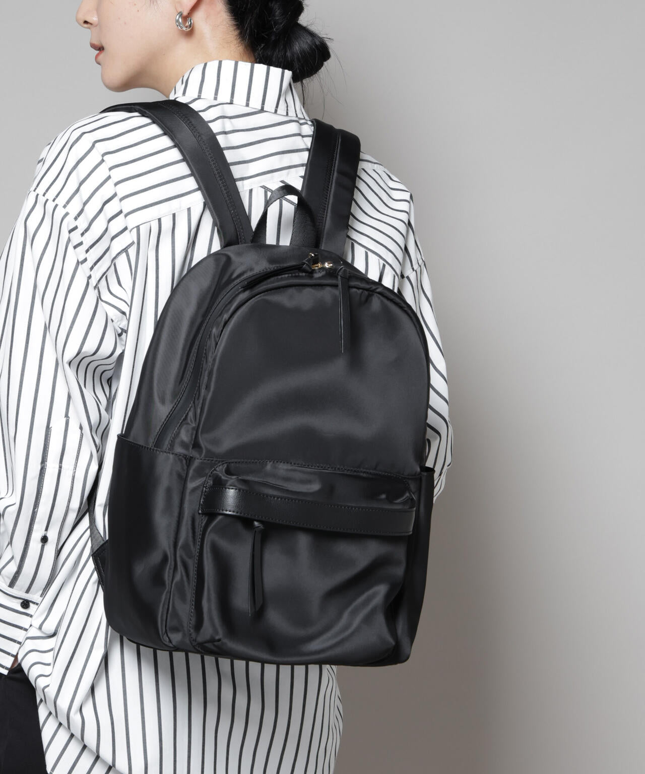 撥水マルチポケットリュック 6695232306