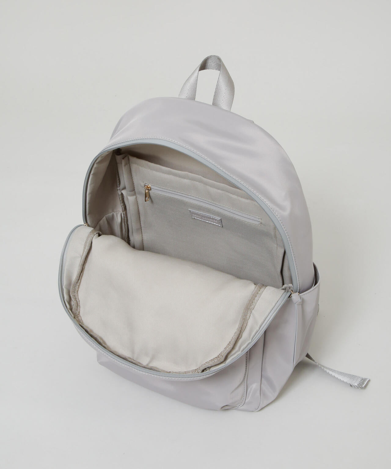 撥水マルチポケットリュック 6695232306