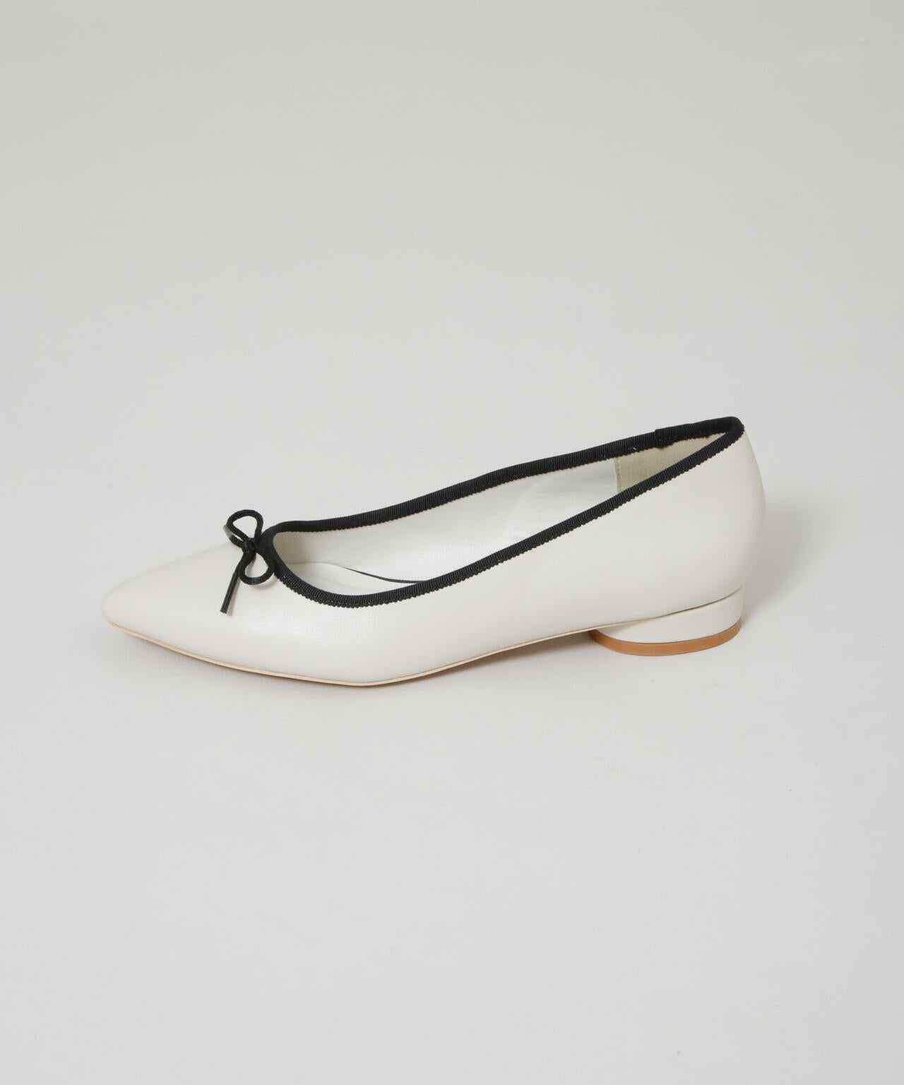 ポインテッドバレエシューズ 6695233303