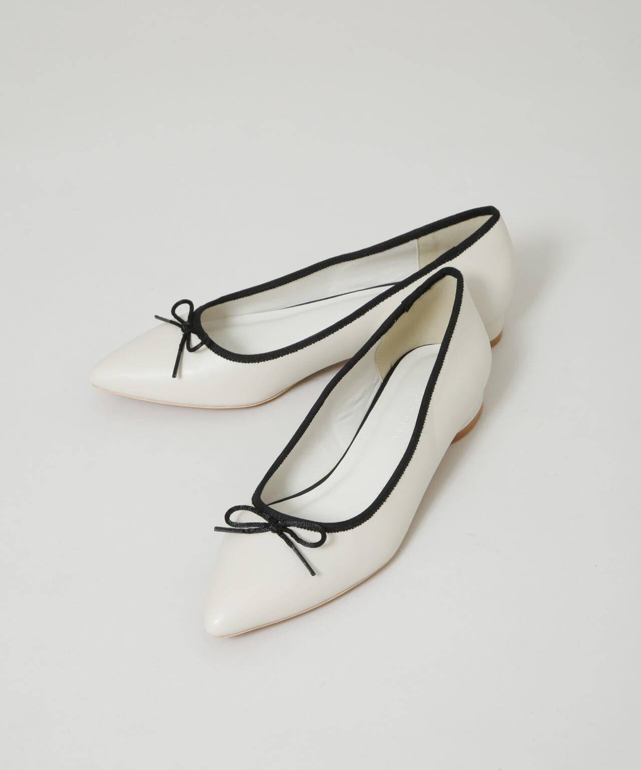 ポインテッドバレエシューズ 6695233303