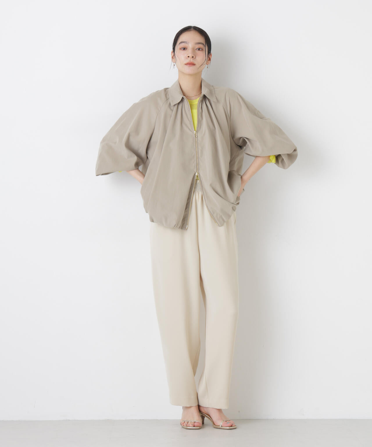 ライトスエードギャザーバルーンブルゾン 6696112301