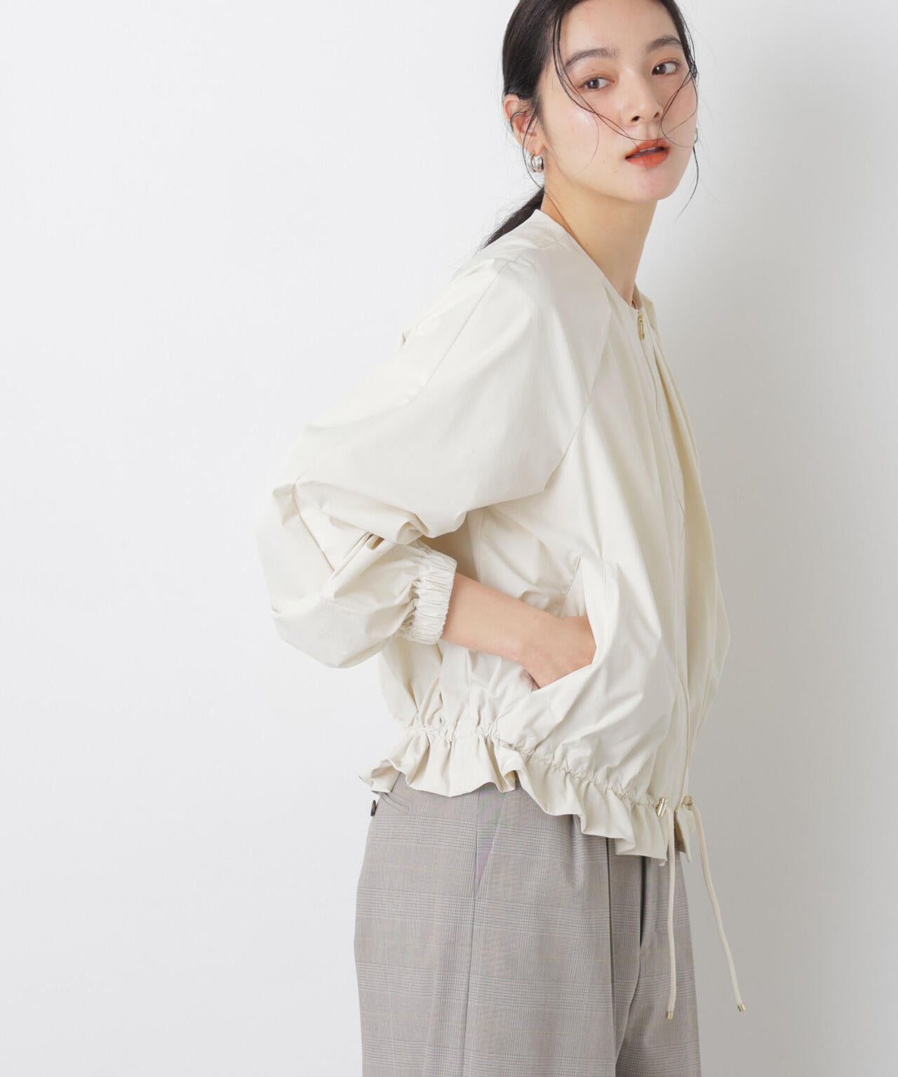 ノーカラードロストタックブルゾン 6696112303