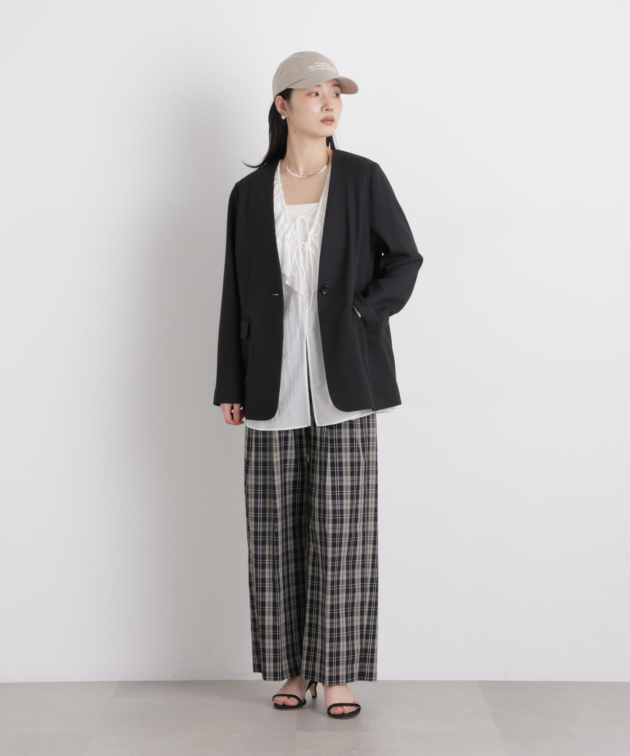 リネンライクツイルラペルレスジャケット 6696116309