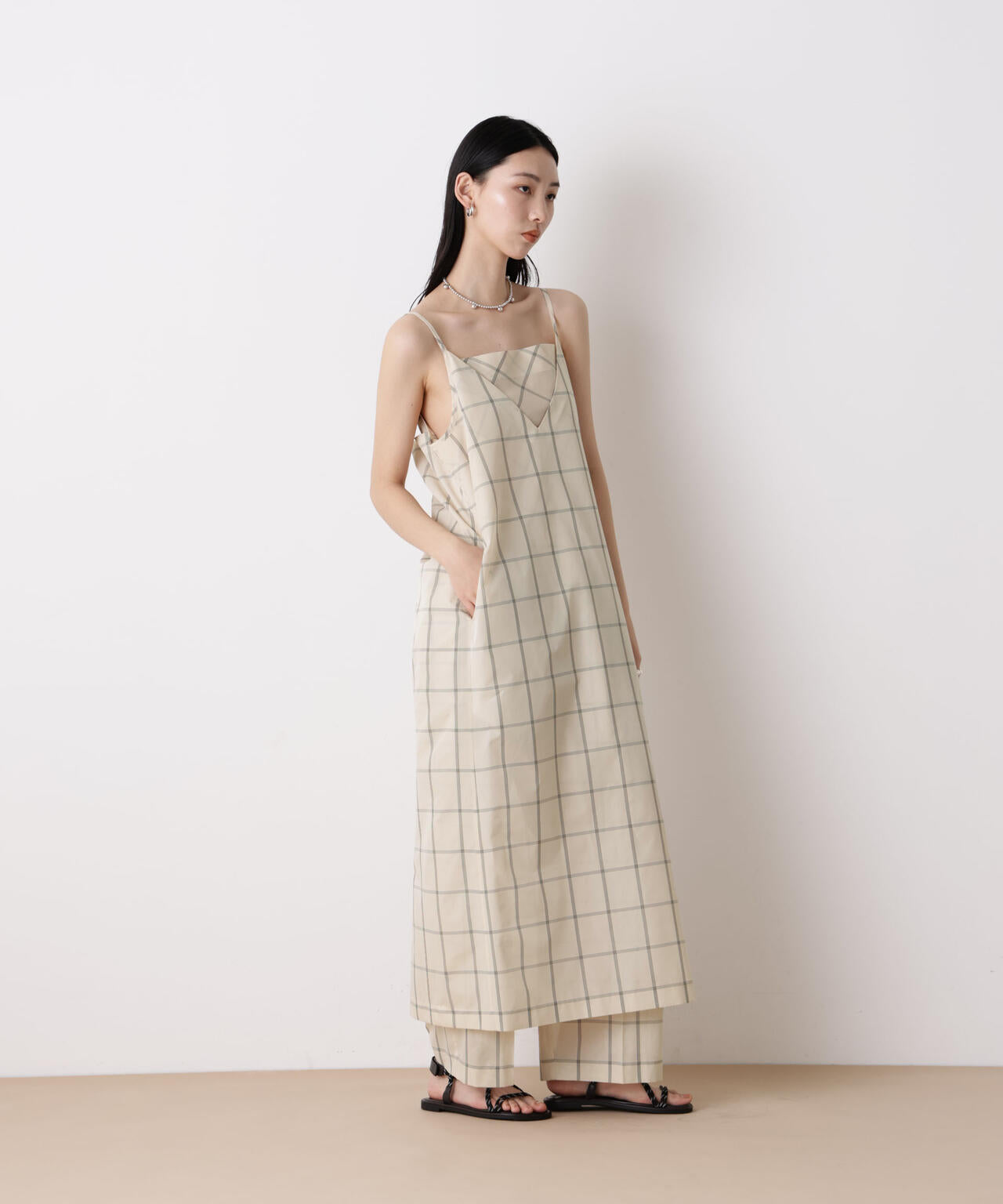 「STEVELOUR」バックオープンキャミワンピース(セットアップ可) 6696119312