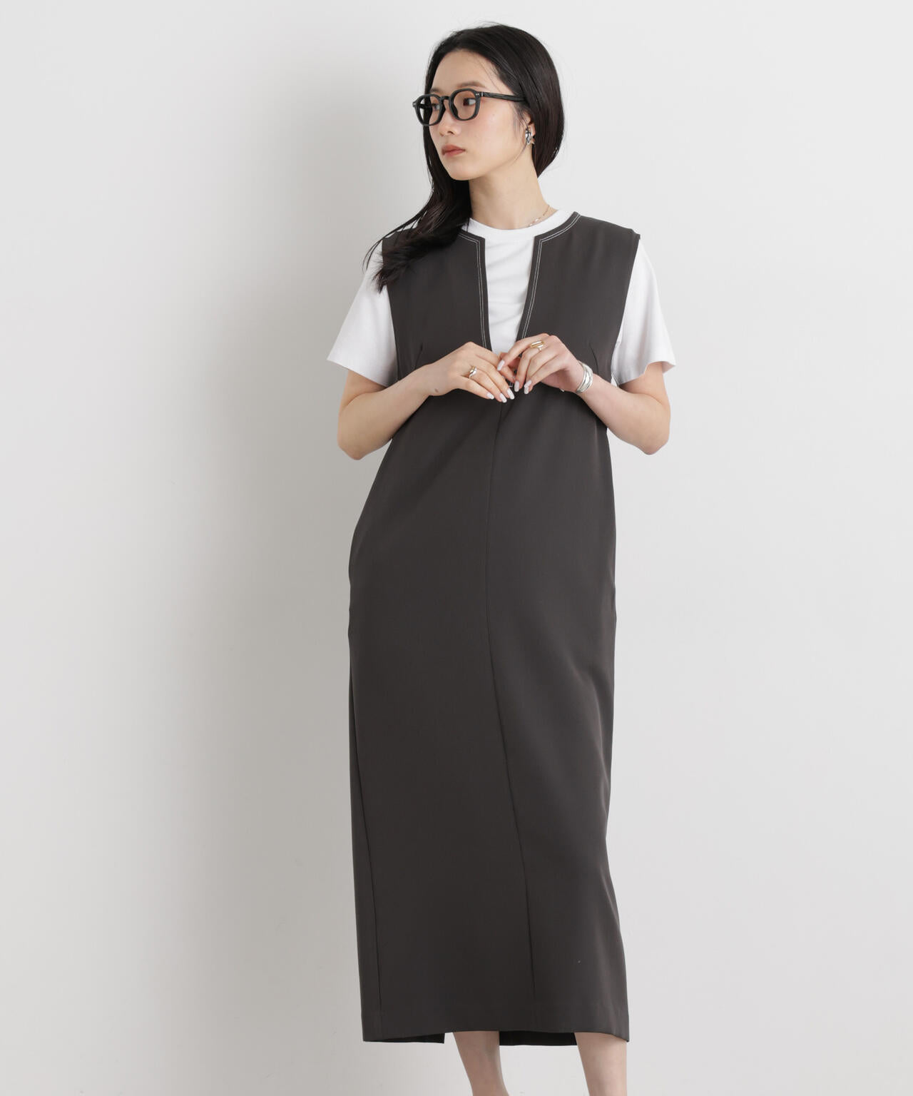 配色ステッチノースリーブキーネックワンピース 6696119325