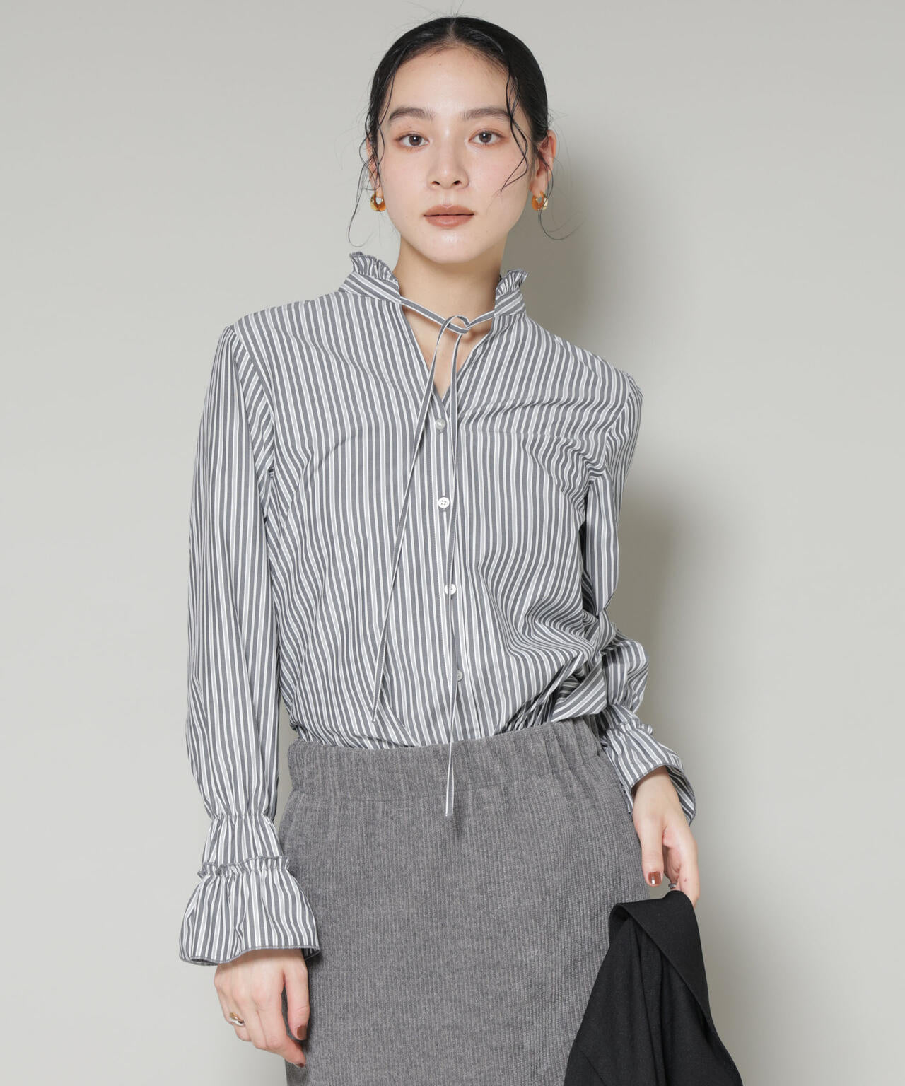 ストライプフリルシャツ 6696120301