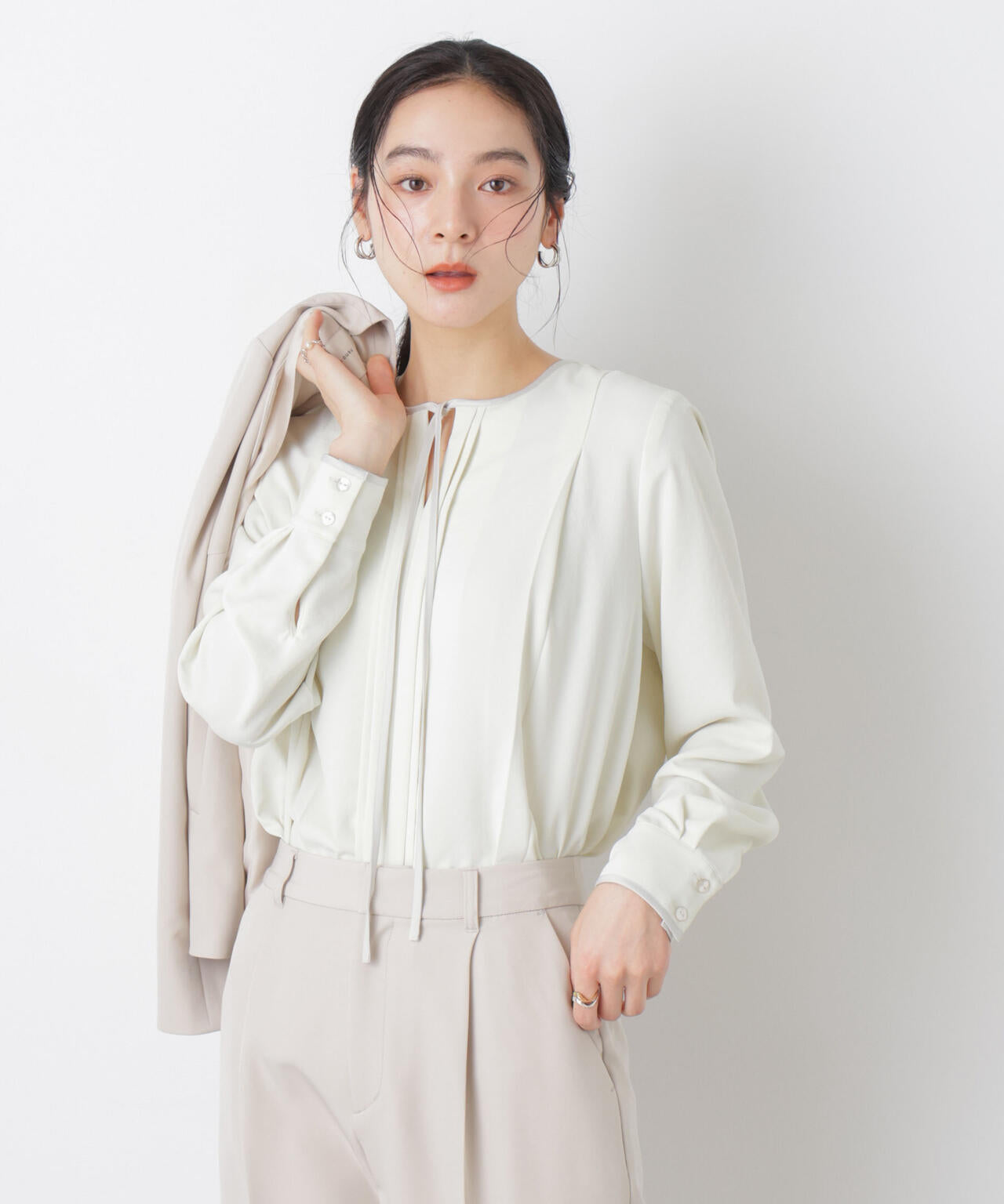 タックリボンブラウス 6696120309