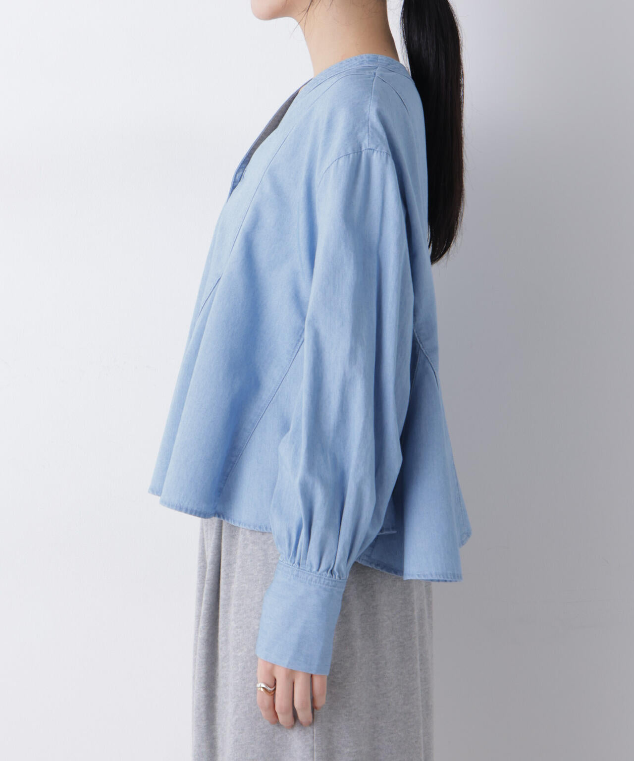 ライトデニムフレアブラウス 6696120312