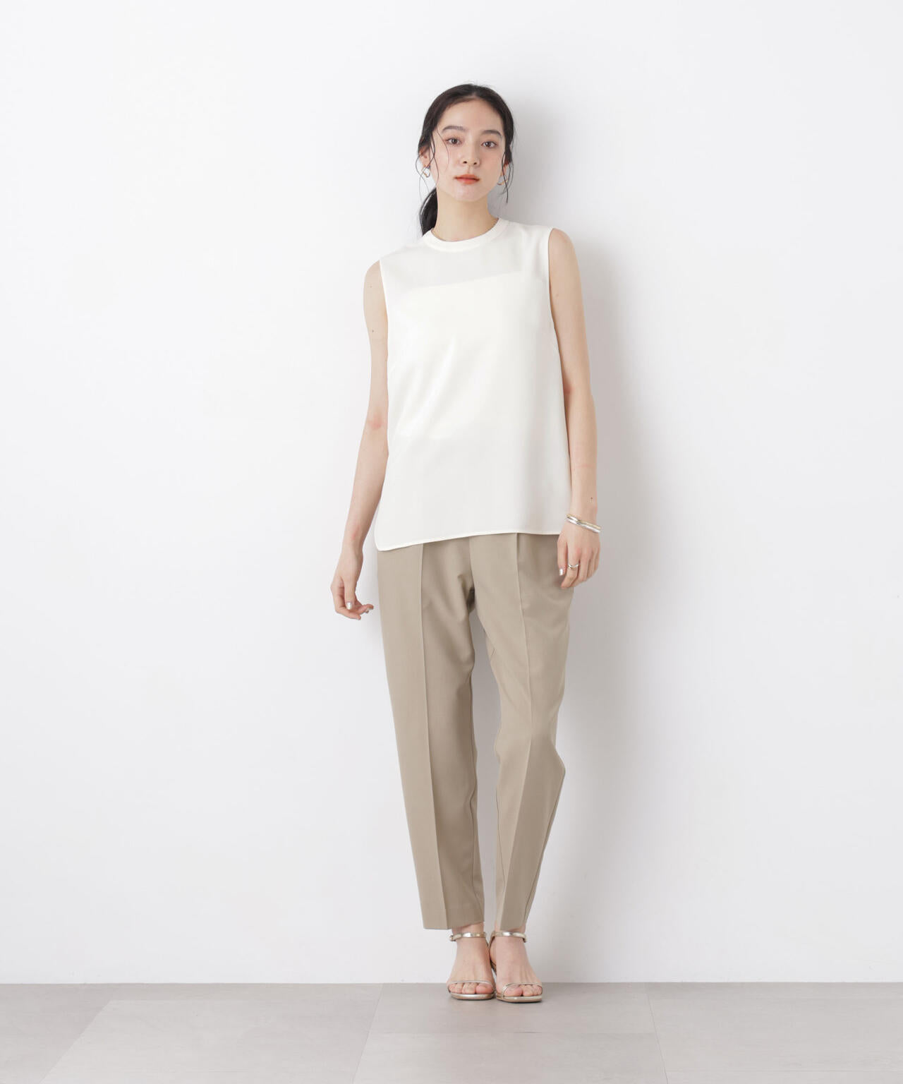 DressT/スタンドカラーノースリーブブラウス 6696121303