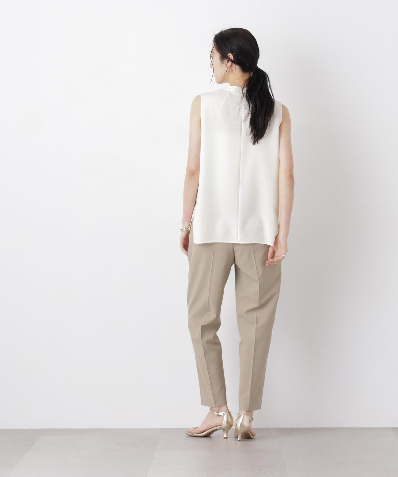 DressT/スタンドカラーノースリーブブラウス 6696121303