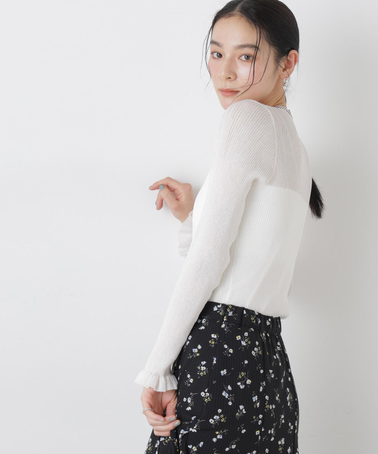 シアーリブフリルカフニット 6696122304