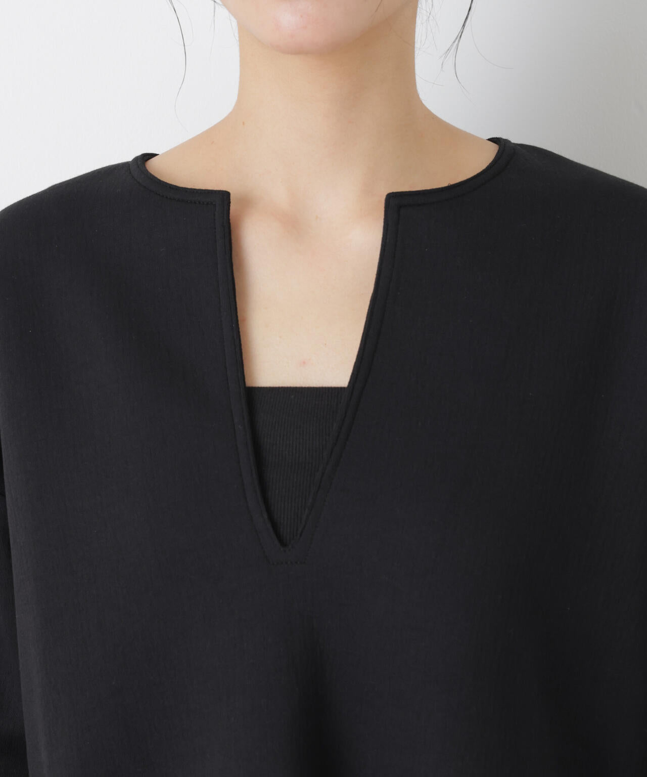 ダンボールカットキーネックスリットトップス 6696123300