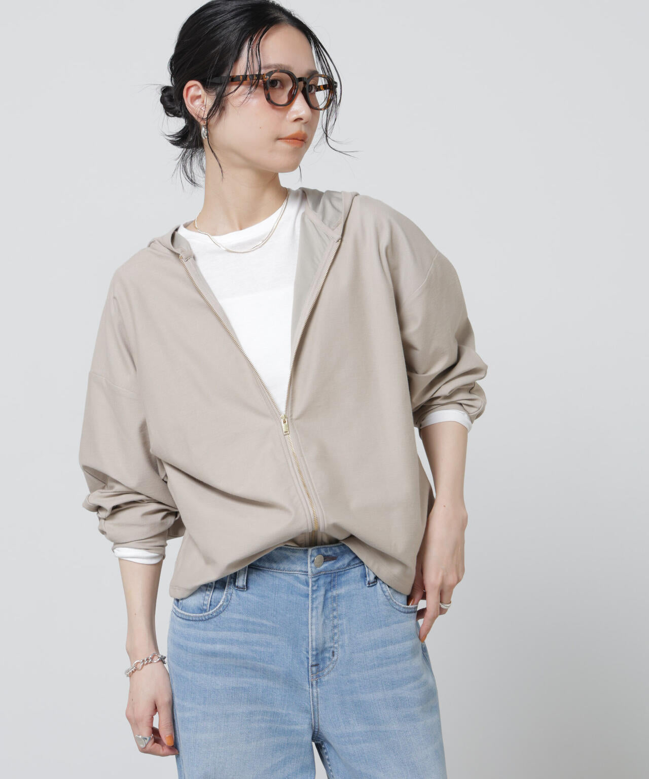 「Meaningful Continuity」coveross(R)ツイル調冷感プレーティング天竺パーカー 6696123303