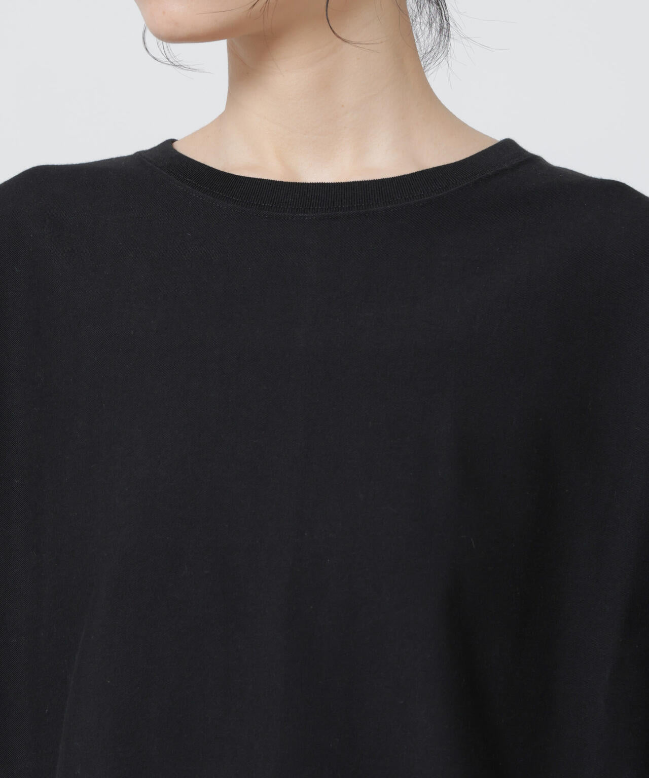 「Meaningful Continuity」coveross(R)ツイル調冷感プレーティング天竺Tシャツ 6696124314