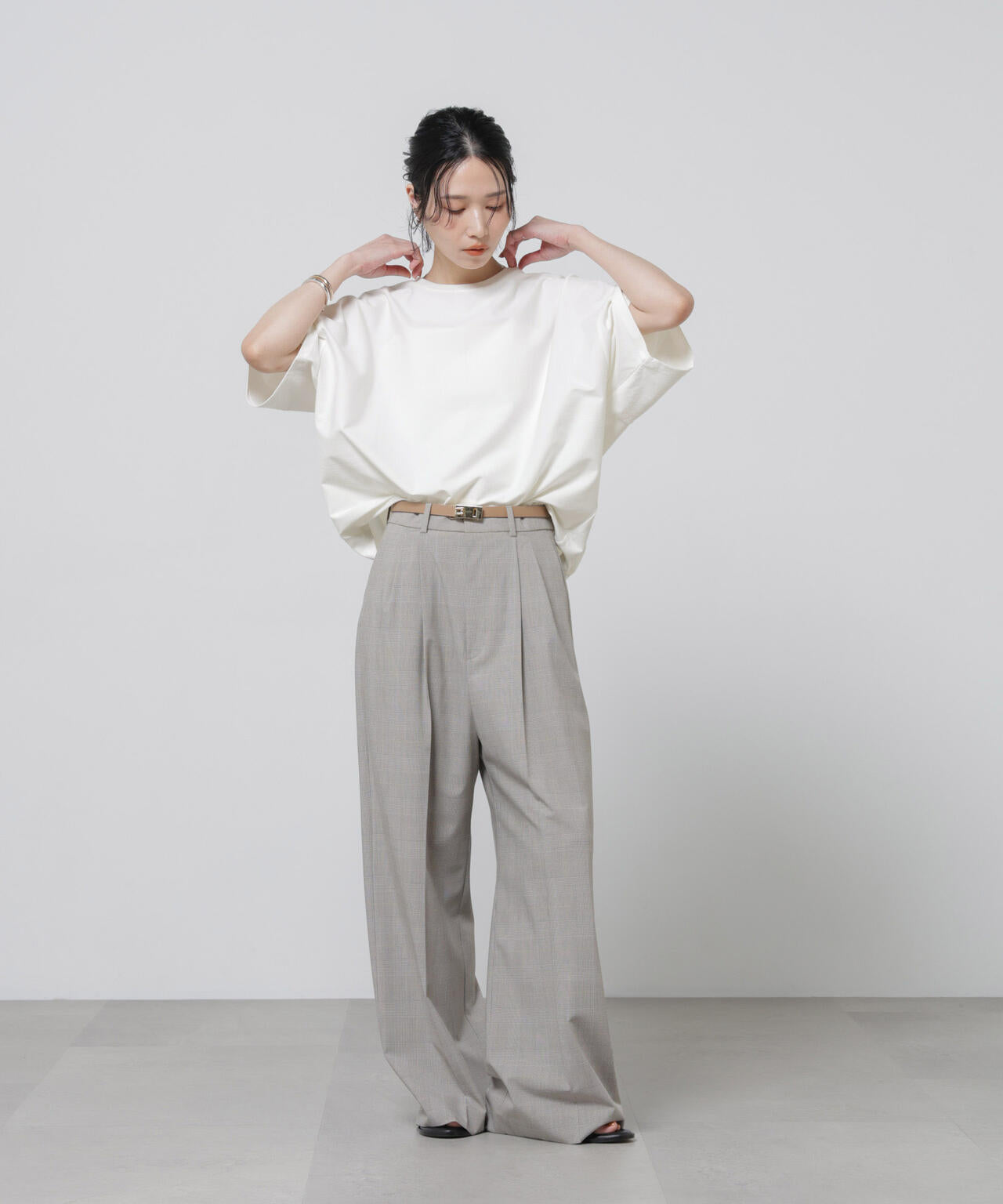 「Meaningful Continuity」coveross(R)ツイル調冷感プレーティング天竺Tシャツ 6696124314