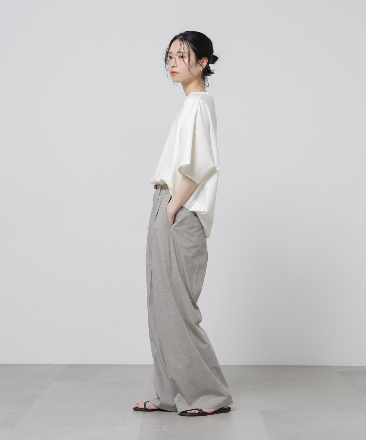 「Meaningful Continuity」coveross(R)ツイル調冷感プレーティング天竺Tシャツ 6696124314