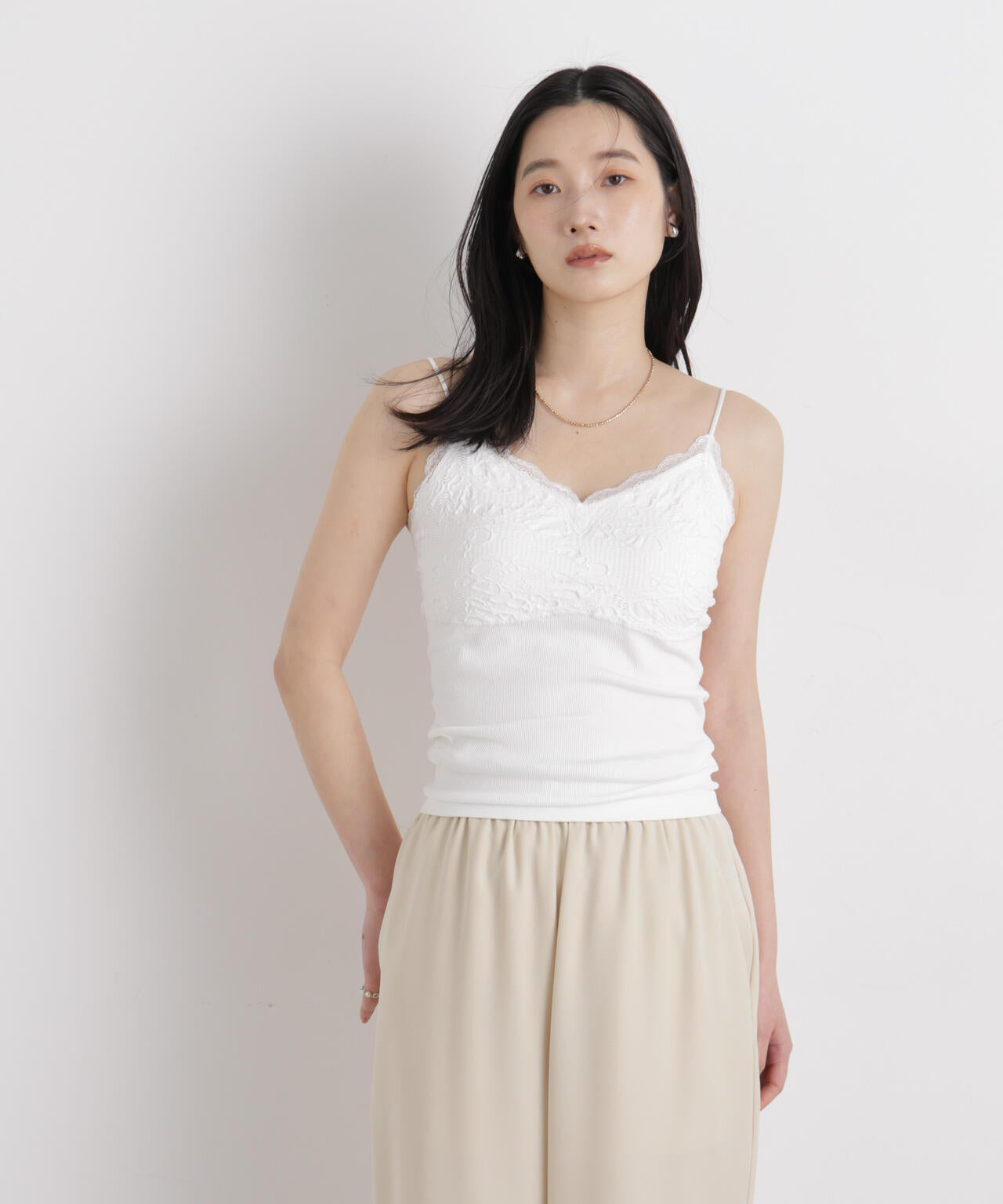 レースジャガードカップ付きキャミソール 6696124316