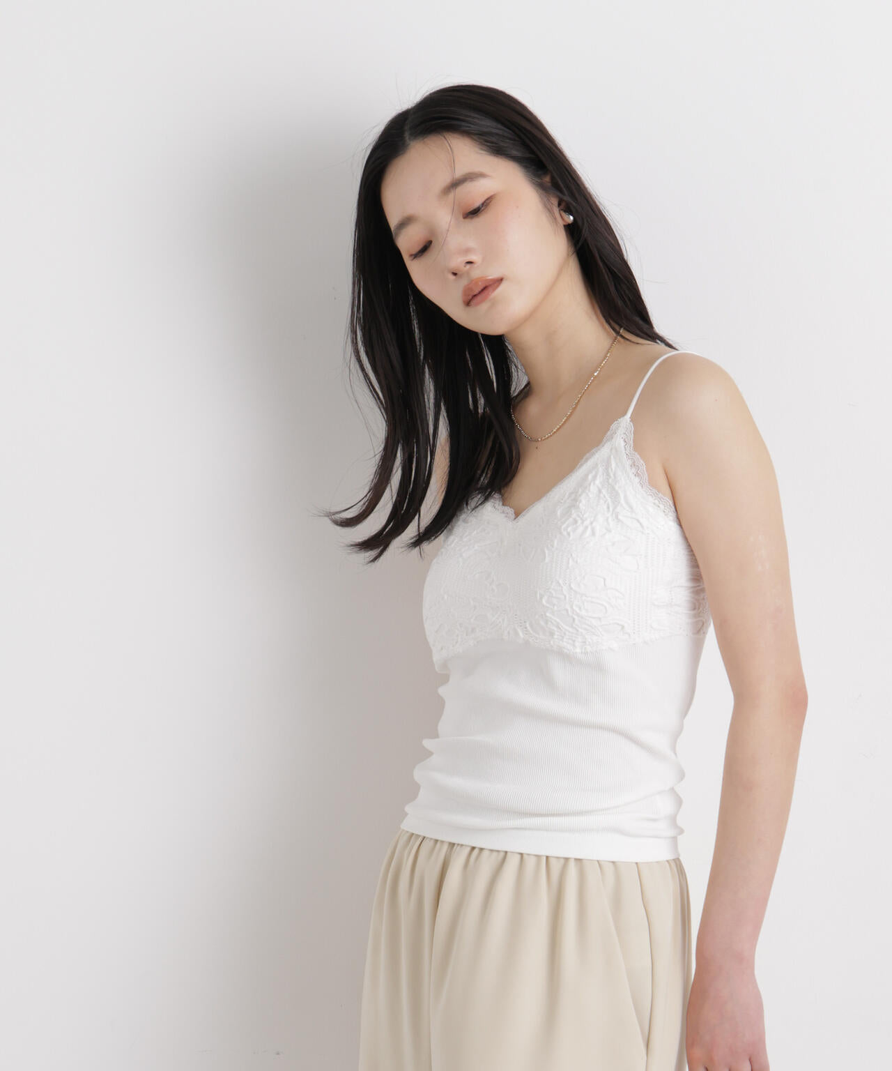 レースジャガードカップ付きキャミソール 6696124316