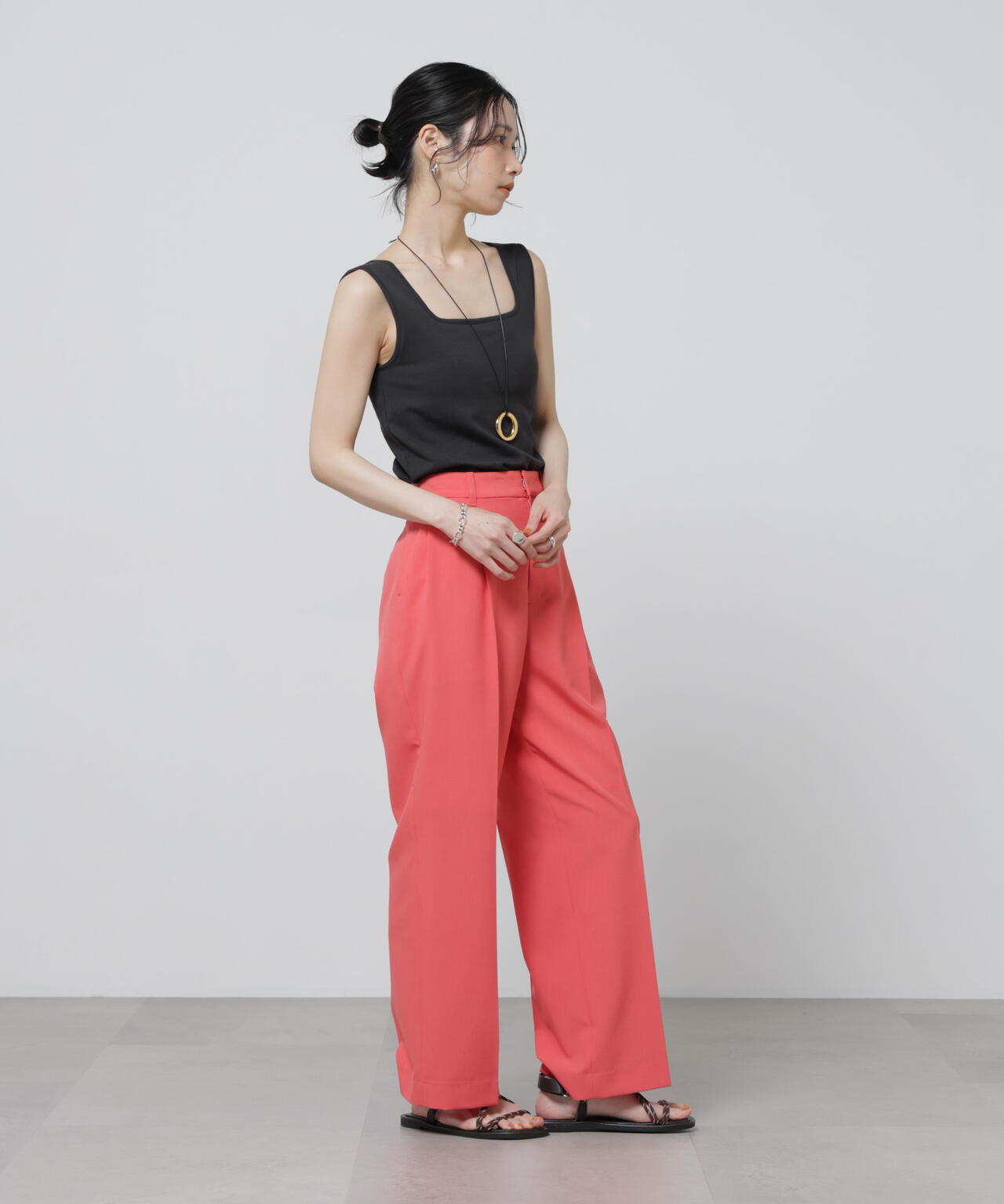 Anti Soaked(R) 汗染み防止カップ付きタンクトップ 6696124325