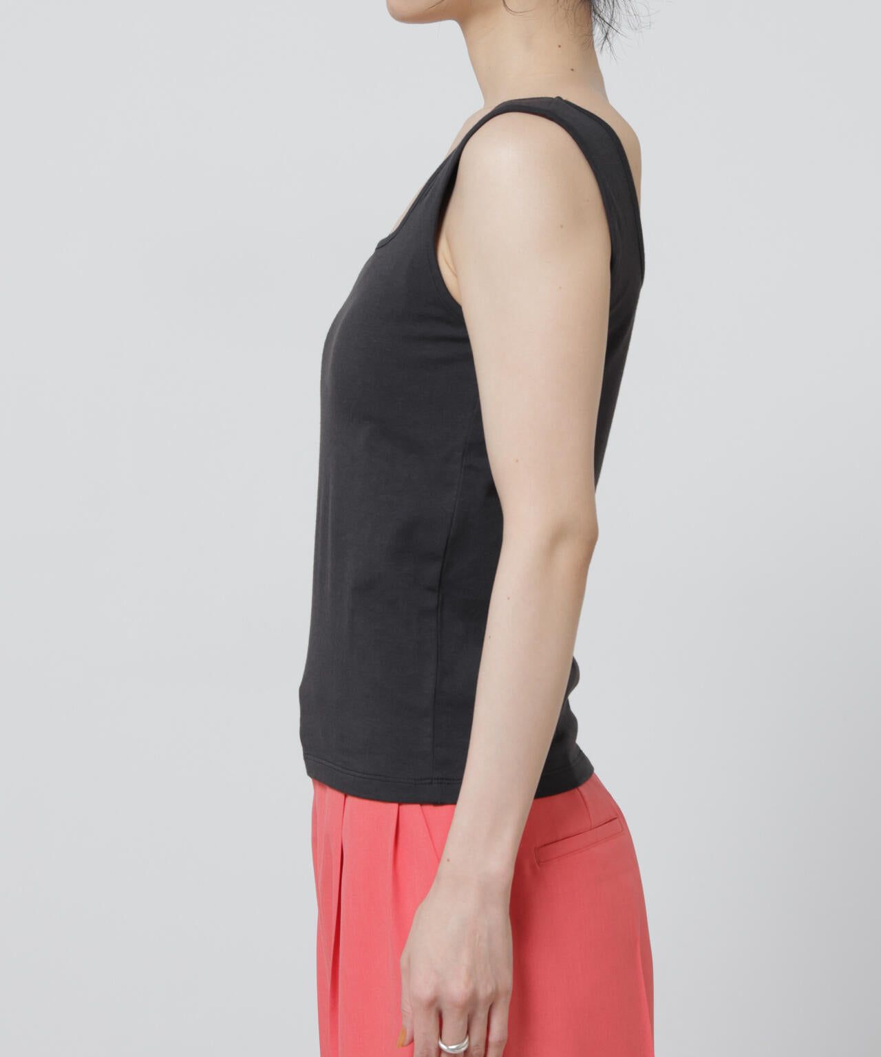 Anti Soaked(R) 汗染み防止カップ付きタンクトップ 6696124325