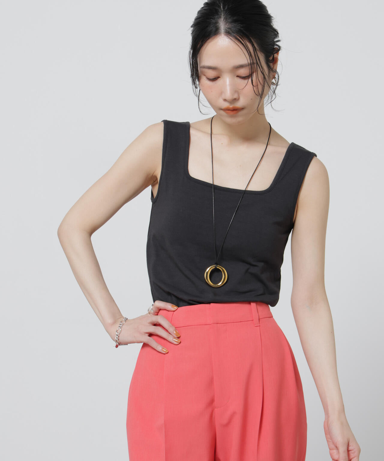 Anti Soaked(R) 汗染み防止カップ付きタンクトップ 6696124325