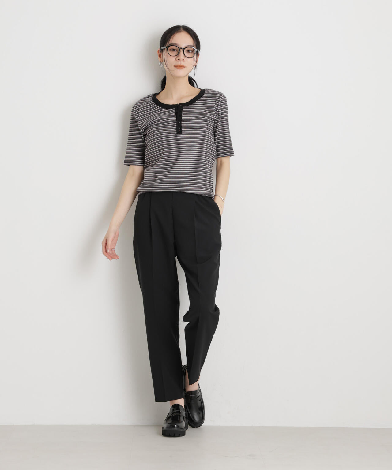 【GRACETEC】ライトファンクションイージーテーパードパンツ 6696127309