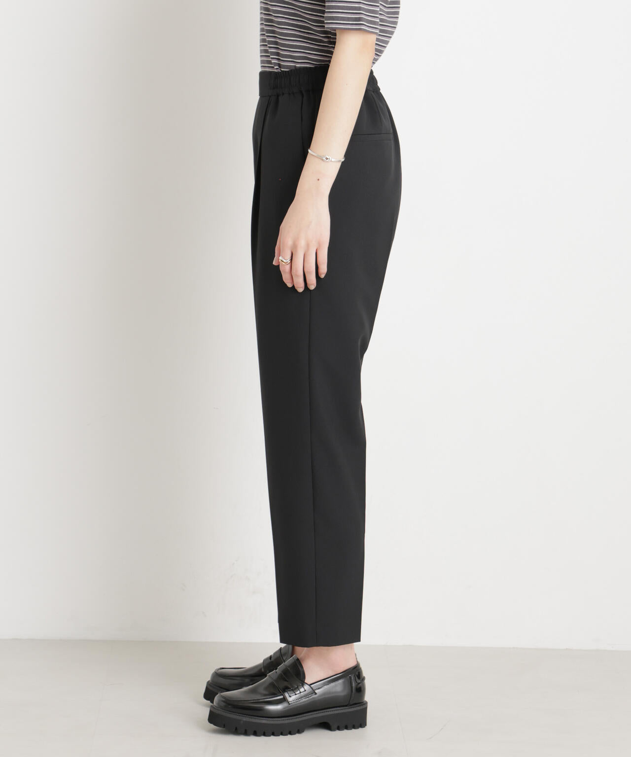 【GRACETEC】ライトファンクションイージーテーパードパンツ 6696127309