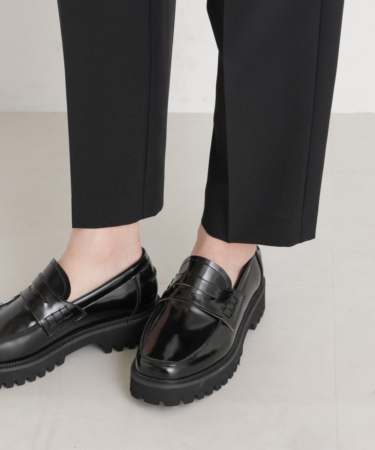 【GRACETEC】ライトファンクションイージーテーパードパンツ 6696127309